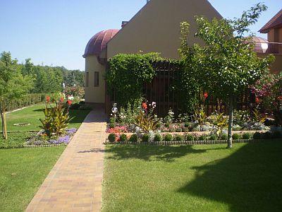 Fabulous Shiraz Wellness and Training Hotel's garden in Egerszalók, near the only salt hill of Europe  - Hotel Shiraz Egerszalok - Wellness and Conference Hotel Shiraz Egerszalok, Hungary