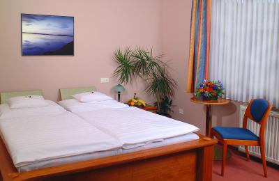 Room in  3-star Hotel Unicornis Eger - accomodation in Eger - ✔️ Hotel Unicornis*** Eger - Discounted special half-board wellness hotel in Eger