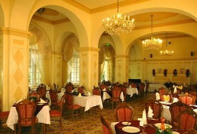 Hotel Eger Park - Restaurant in the 4-star Hotel Park Eger - Hotel Eger**** Park Eger - Wellness hotel in the inner city of Eger 